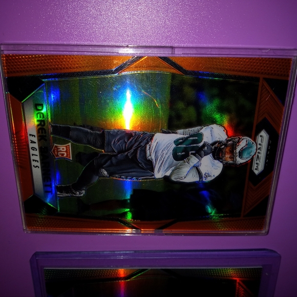 2017 prizm rookies of Derrick Barnnett - Picture 2 of 8